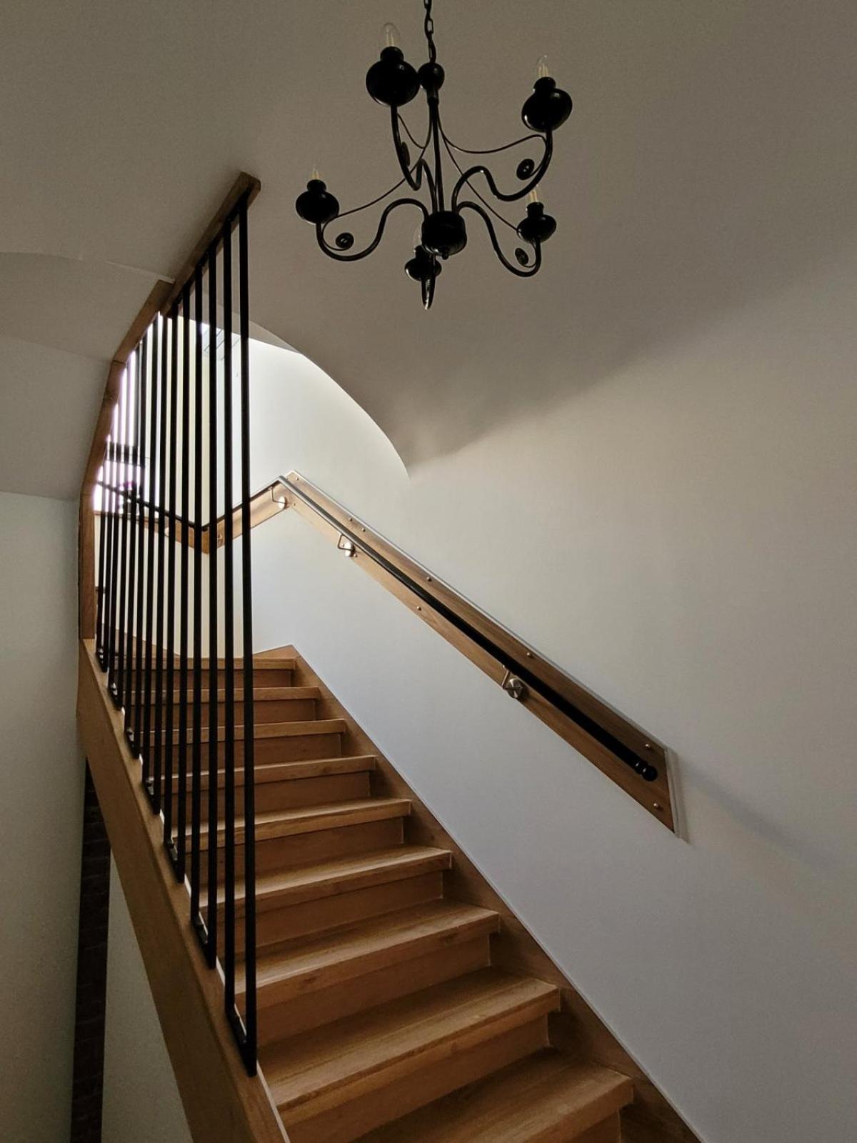 The House - Central Boutique Apartments Кюстендил Экстерьер фото