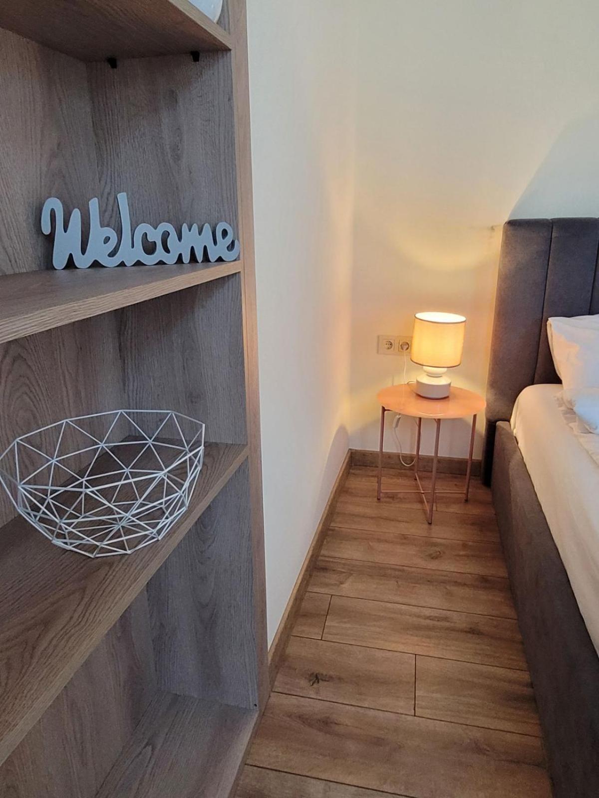 The House - Central Boutique Apartments Кюстендил Экстерьер фото